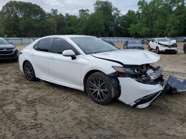  TOYOTA CAMRY 2021 Белы
