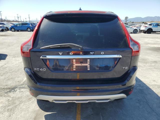  VOLVO XC60 2017 Granatowy