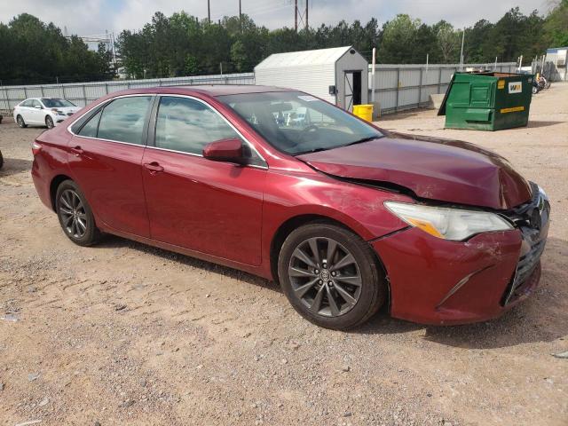  TOYOTA CAMRY 2015 Красный
