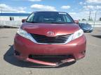 2012 Toyota Sienna Le იყიდება Ham Lake-ში, MN - Rear End