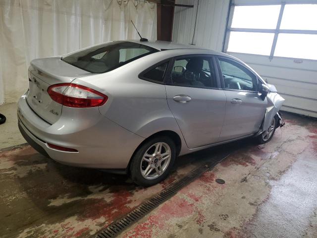  FORD FIESTA 2017 Silver