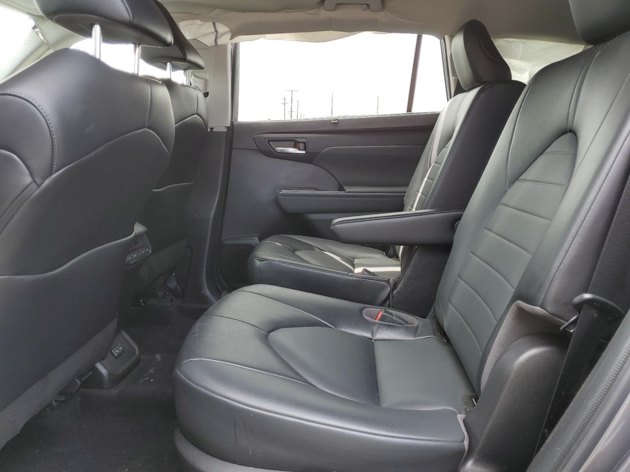 2022 Toyota Highlander Hybrid Xle VIN: 5TDHARAH4NS515421 Lot: 56248435