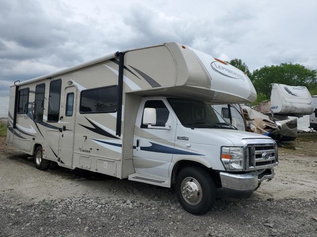 2015 Ford Econoline E450 Super Duty Cutaway Van