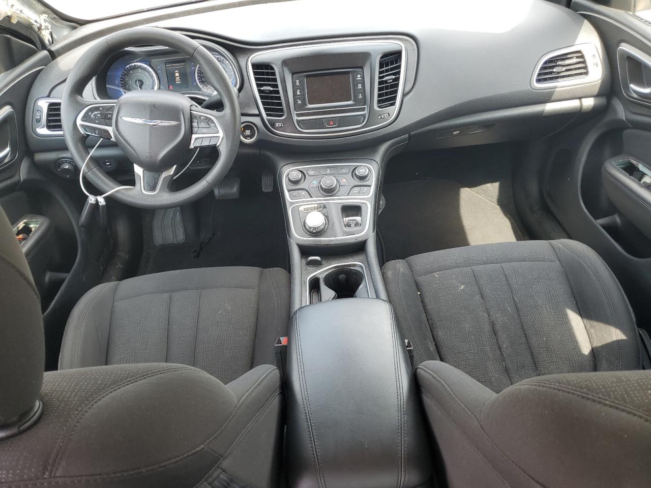 2017 Chrysler 200 Limited VIN: 1C3CCCAB5HN512393 Lot: 64030975