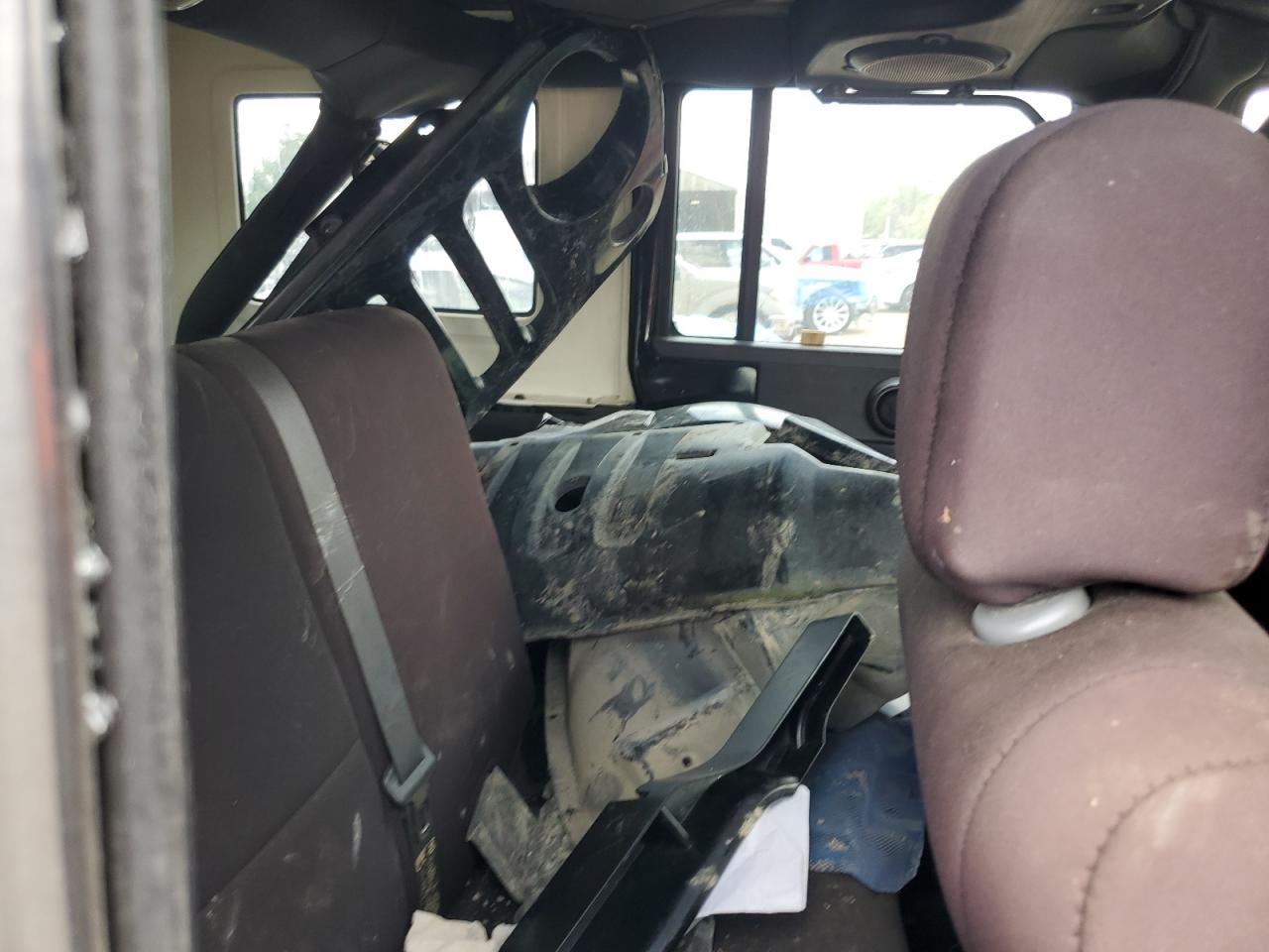 2007 Jeep Wrangler Sahara VIN: 1J4GB59107L215687 Lot: 58335215