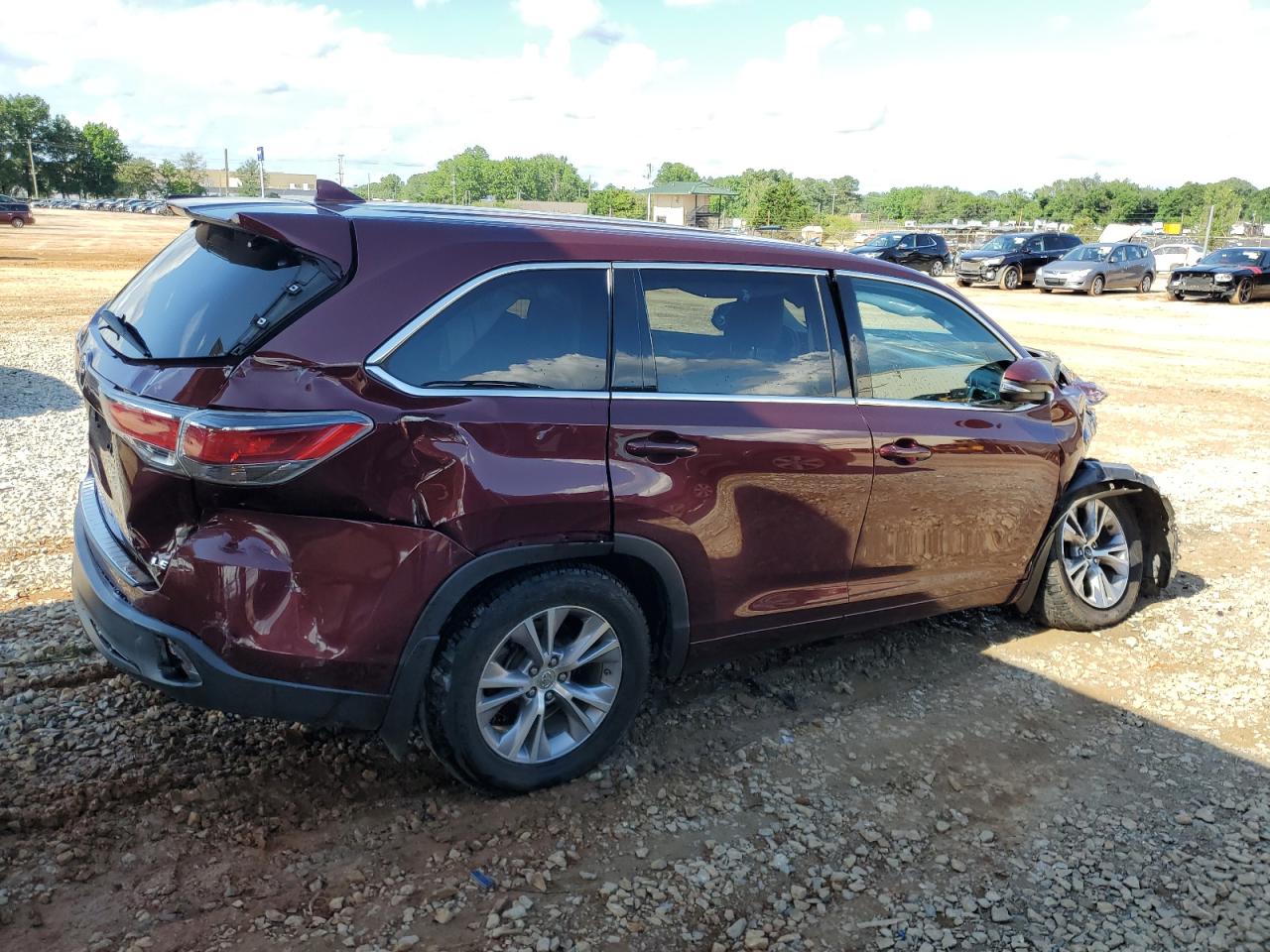 2015 Toyota Highlander Le VIN: 5TDZKRFH7FS107877 Lot: 58735175