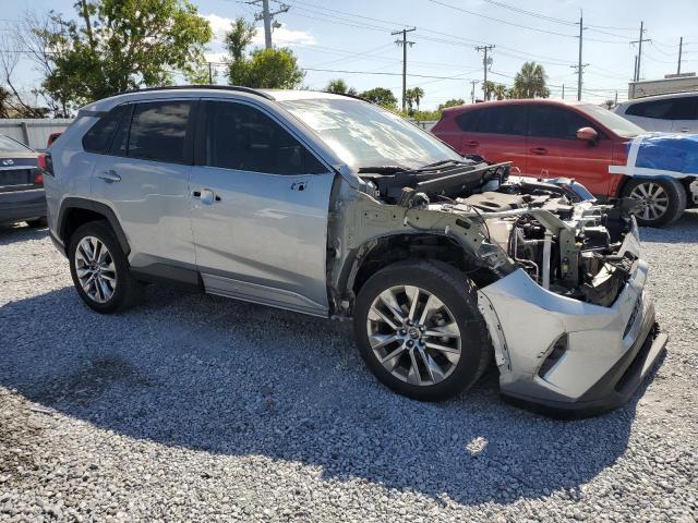  TOYOTA RAV4 2020 Srebrny