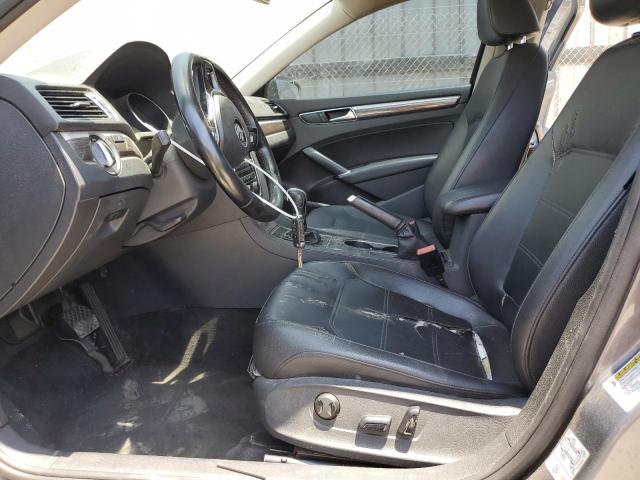  VOLKSWAGEN PASSAT 2018 Gray