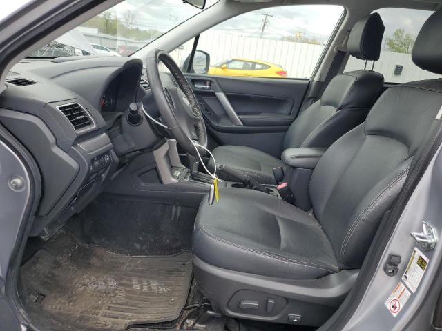  SUBARU FORESTER 2016 Srebrny