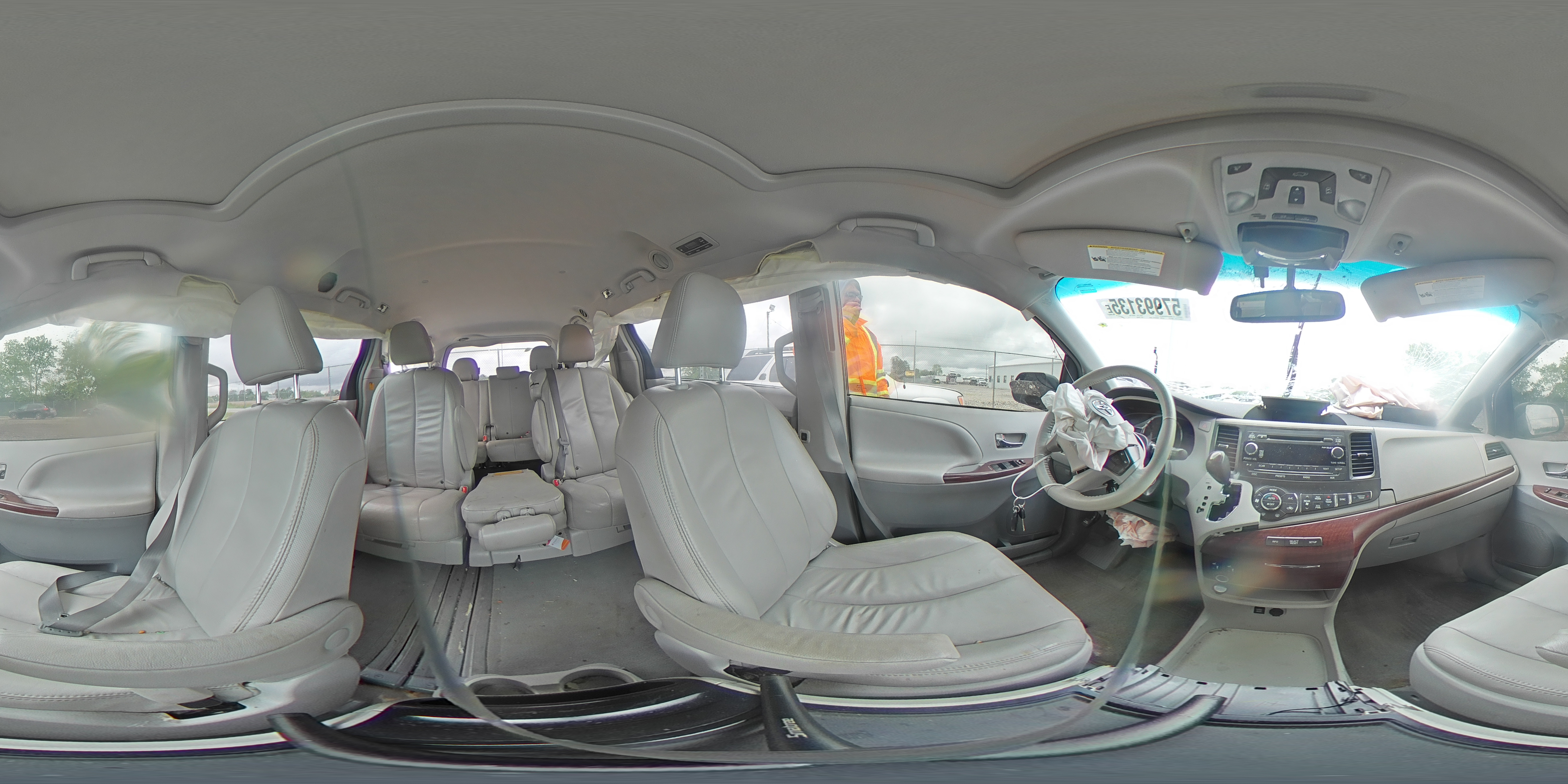 2013 Toyota Sienna Xle VIN: 5TDYK3DC9DS374063 Lot: 57993135
