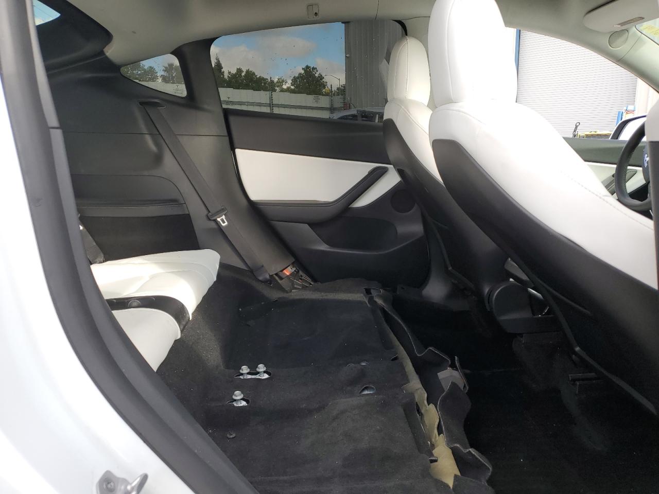 2022 Tesla Model Y VIN: 7SAYGAEE5NF427064 Lot: 55993565