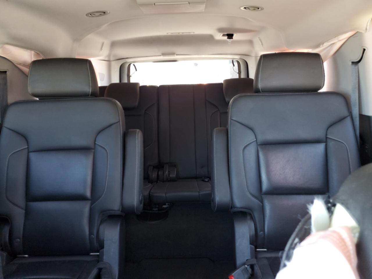 2018 Chevrolet Suburban K1500 Premier VIN: 1GNSKJKC5JR187207 Lot: 57348895