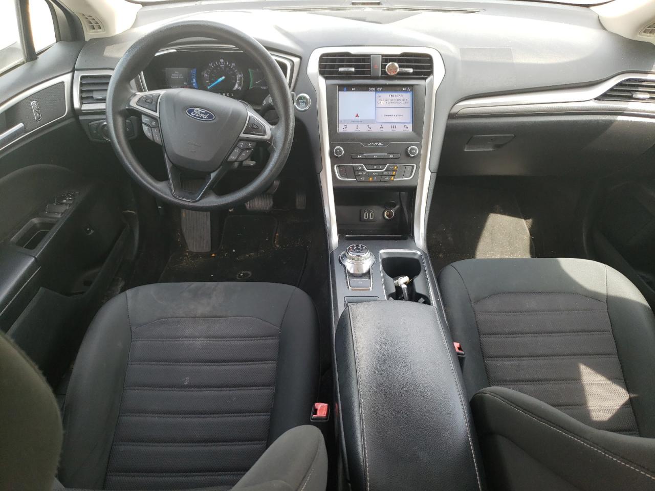 2019 Ford Fusion Se VIN: 3FA6P0LUXKR264002 Lot: 54039615