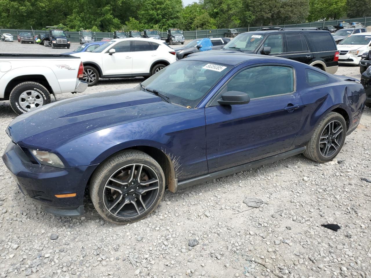 2011 Ford Mustang  للبيع في Madisonville، TN - Side