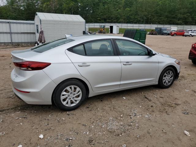  HYUNDAI ELANTRA 2018 Серебристый