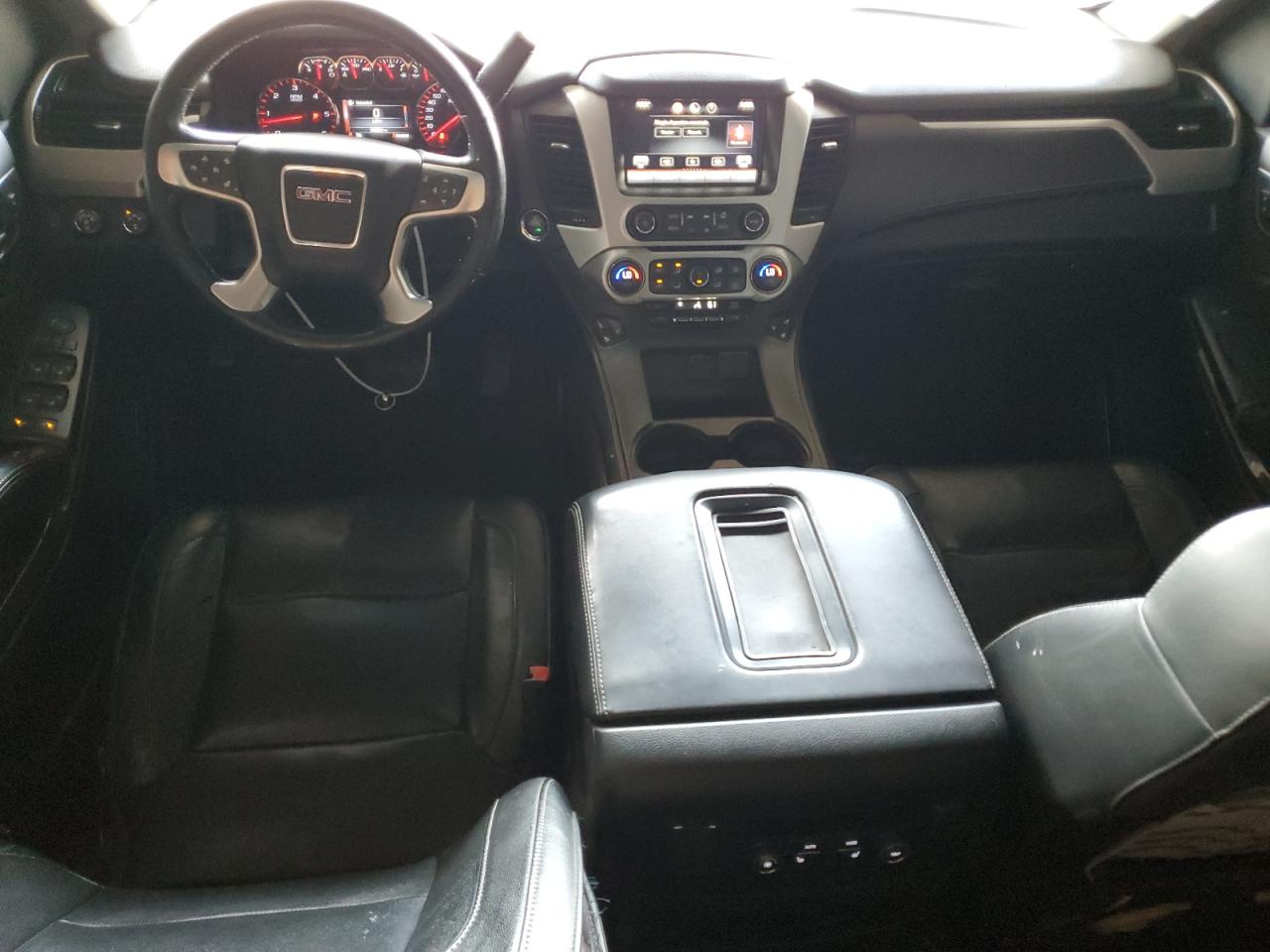 2015 GMC Yukon Xl K1500 Slt VIN: 1GKS2HKC0FR245592 Lot: 58989475