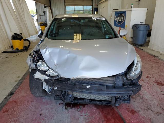  HYUNDAI ELANTRA 2016 Srebrny