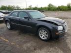 2006 Chrysler 300 Touring na sprzedaż w Woodhaven, MI - Front End