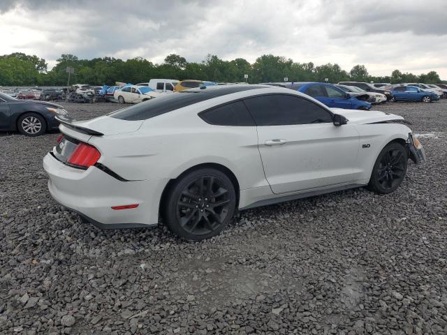  FORD MUSTANG 2016 Biały