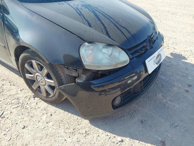 2006 VOLKSWAGEN GOLF GT TD