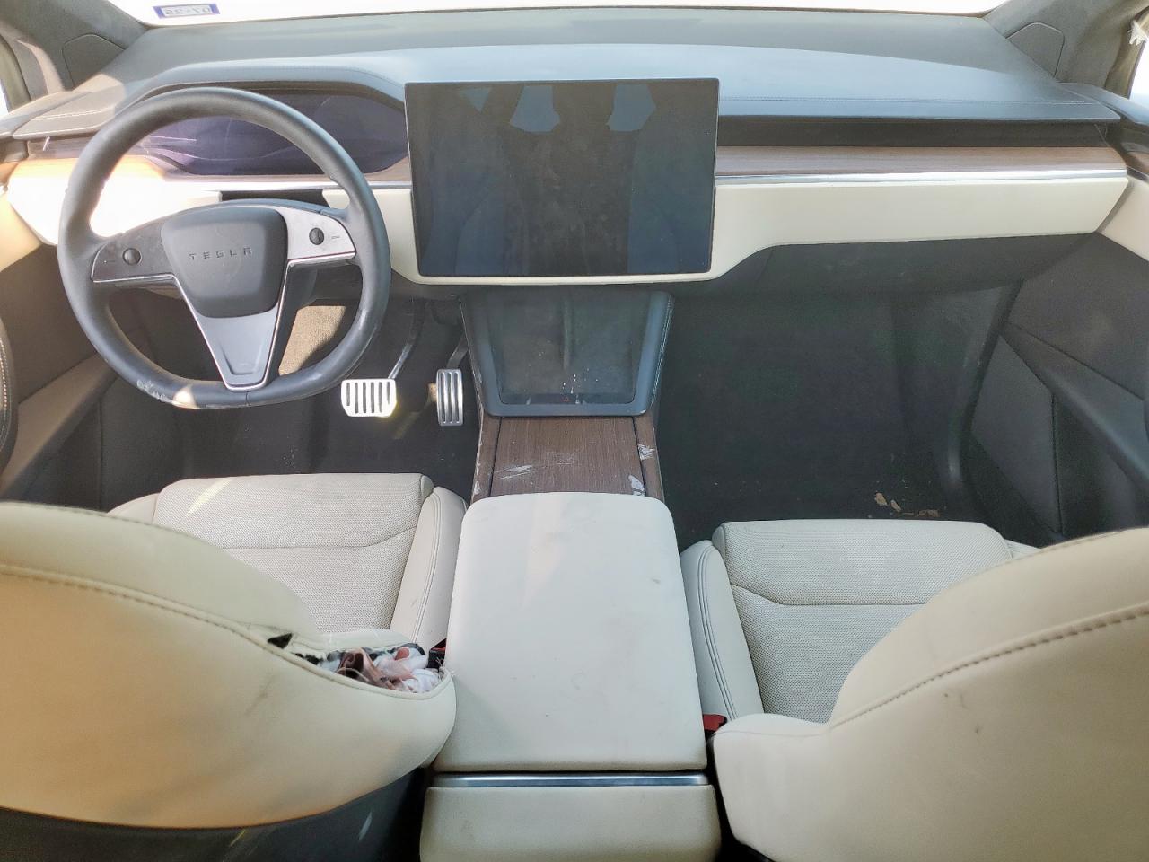 2023 Tesla Model X VIN: 7SAXCBE5XPF402192 Lot: 58039075