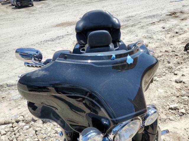  HARLEY-DAVIDSON FL 2013 Чорний