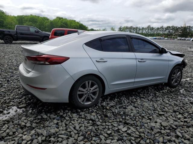  HYUNDAI ELANTRA 2018 Серебристый