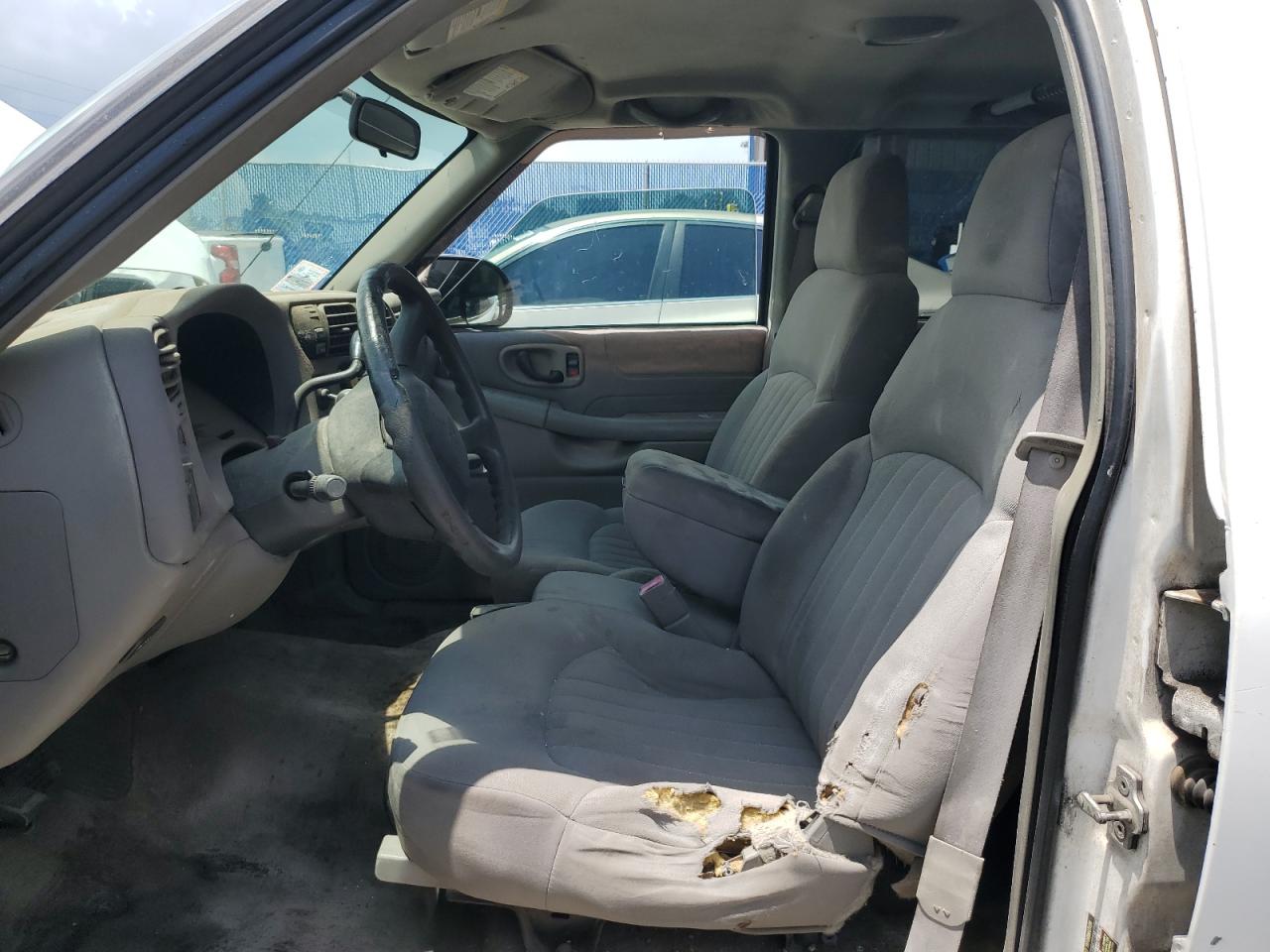 2005 Chevrolet Blazer VIN: 1GNDT13X25K117749 Lot: 59133375
