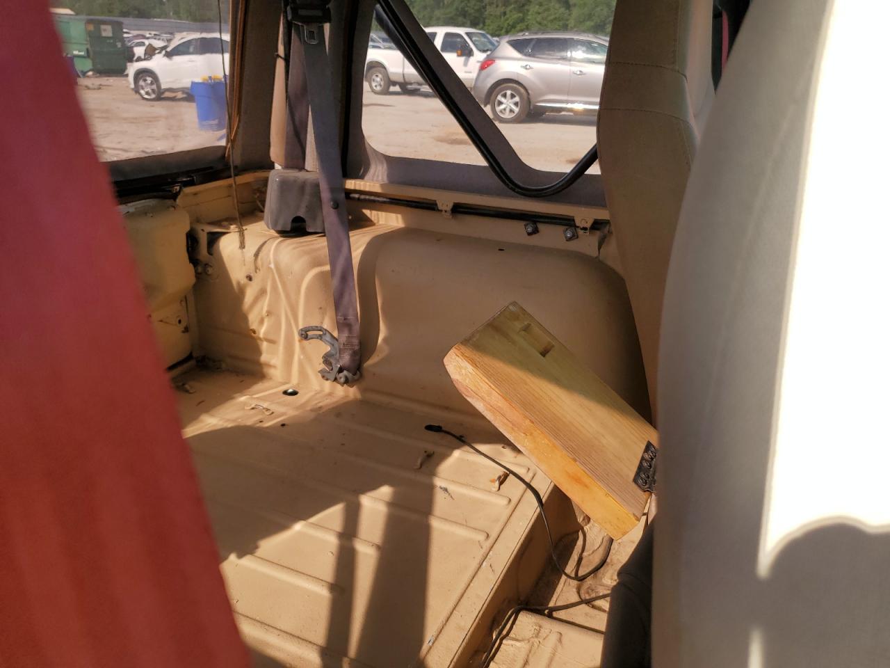 2000 Jeep Wrangler / Tj Sahara VIN: 1J4FA59S8YP721771 Lot: 56924475
