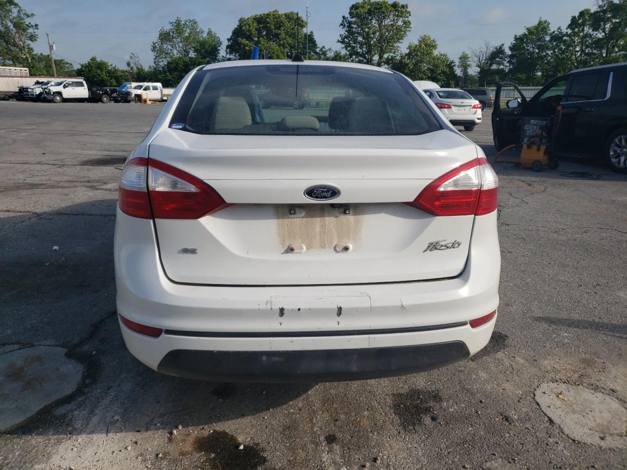 2018 Ford Fiesta Se VIN: 3FADP4BJ4JM106000 Lot: 56943025