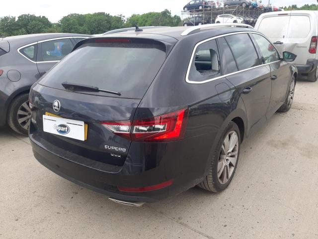 2018 SKODA SUPERB SE