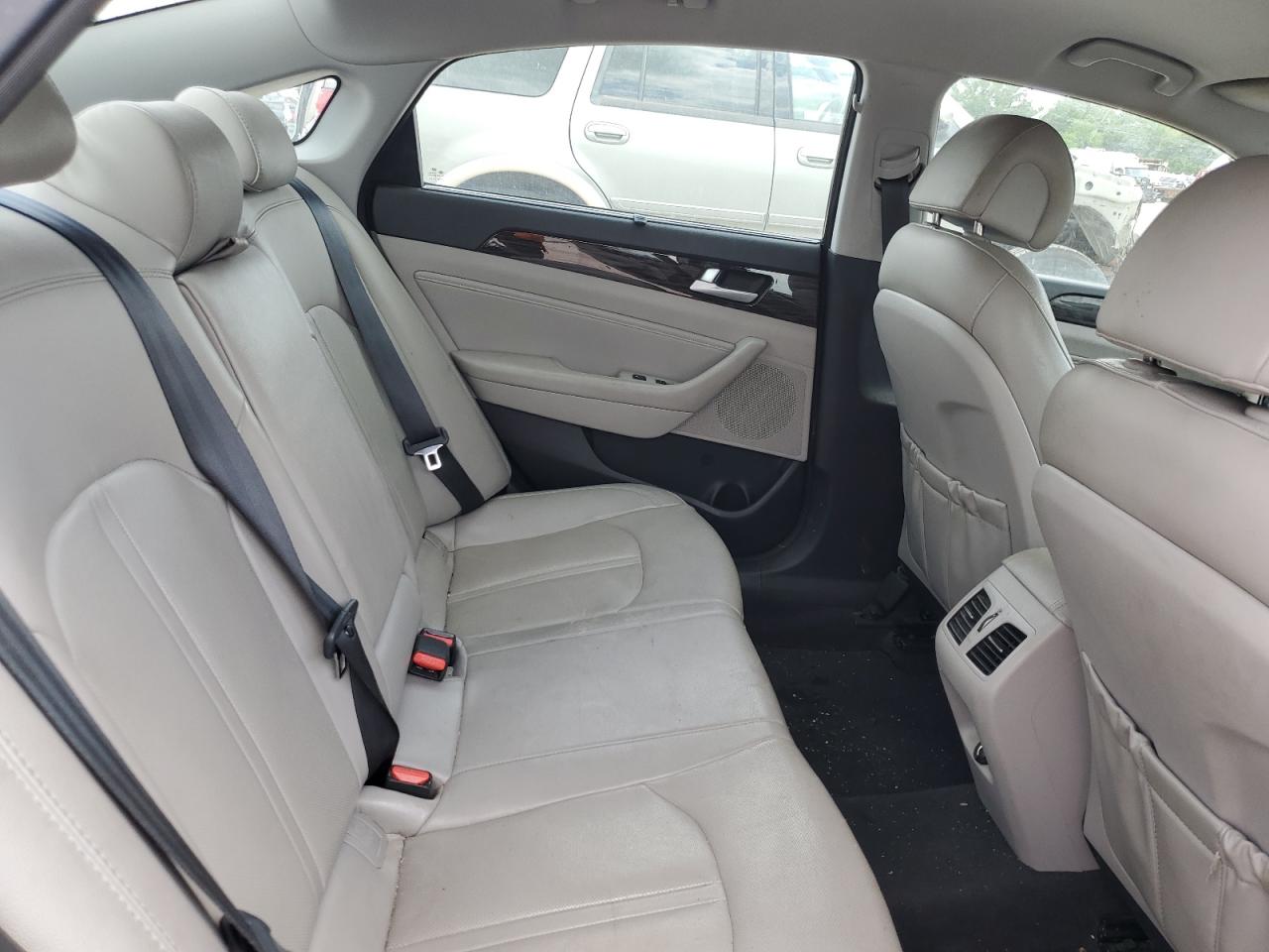 2015 Hyundai Sonata Sport VIN: 5NPE34AF0FH172578 Lot: 57122095