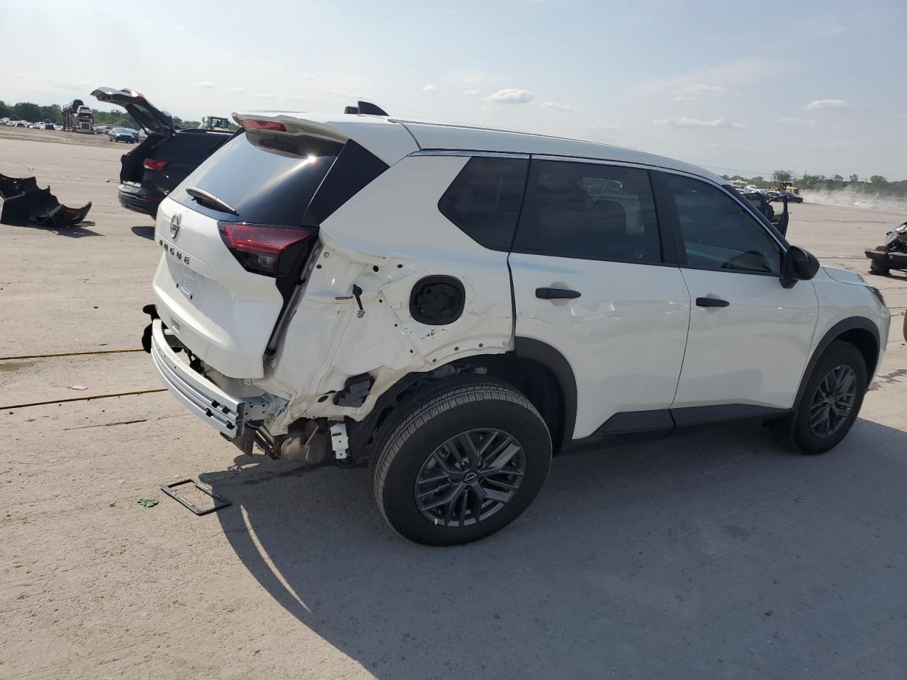 2025 Nissan Rogue S VIN: 5N1BT3AA8SC842588 Lot: 56707235