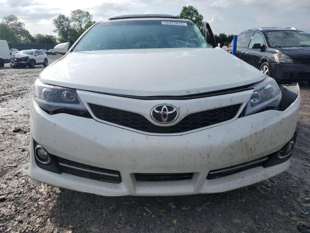 Sedans TOYOTA CAMRY 2012 Biały