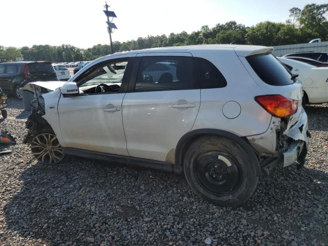  MITSUBISHI OUTLANDER 2016 Biały
