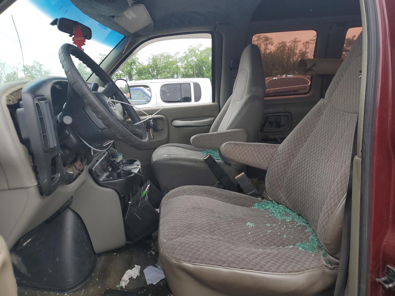 2001 Chevrolet Express G3500 VIN: 1GAHG39R511219607 Lot: 57126675