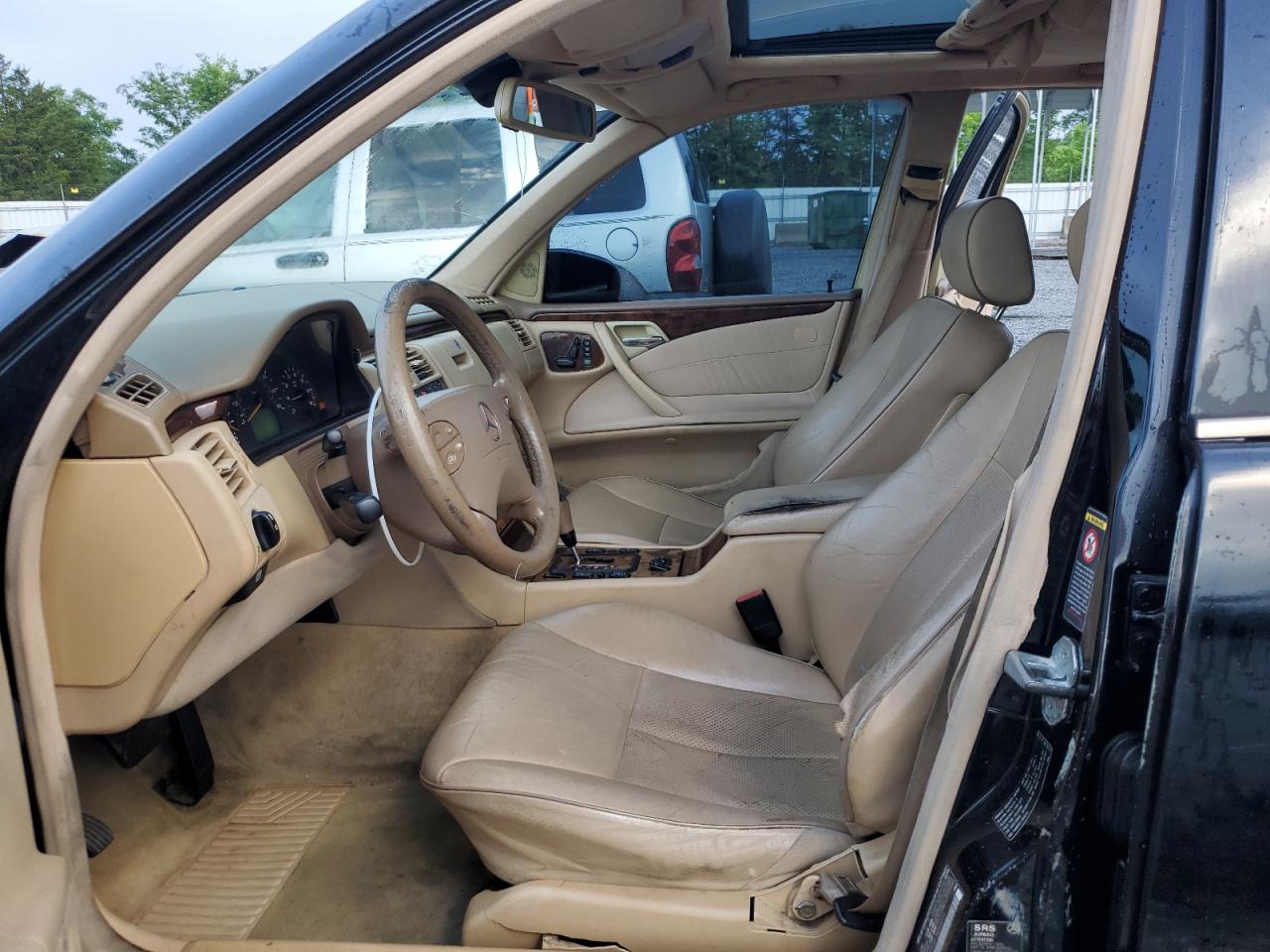 2000 Mercedes-Benz E 320 VIN: WDBJF65J6YB066039 Lot: 56731635