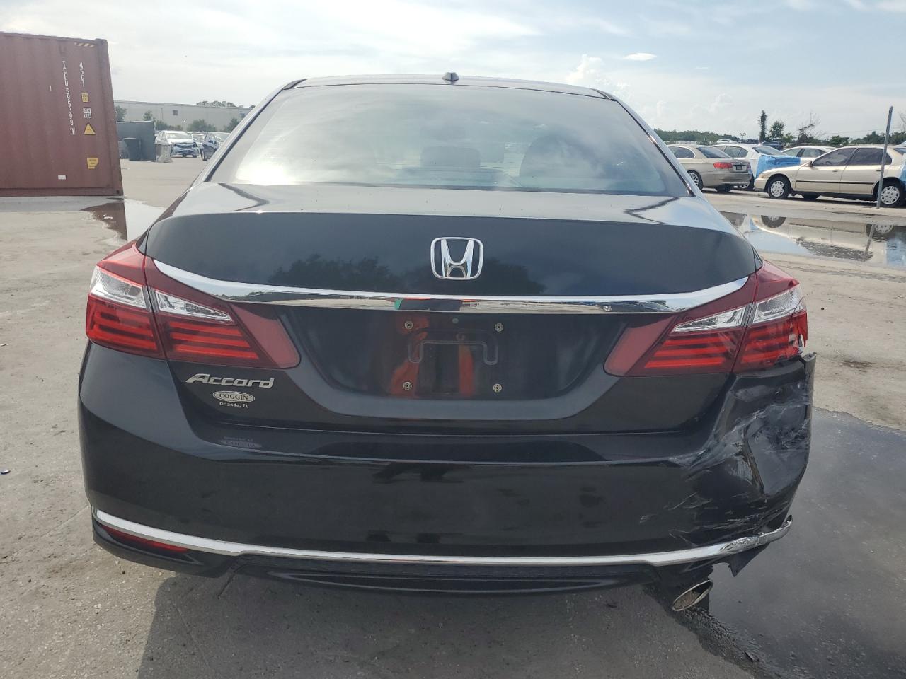 2017 Honda Accord Exl VIN: 1HGCR2F8XHA008951 Lot: 58899995