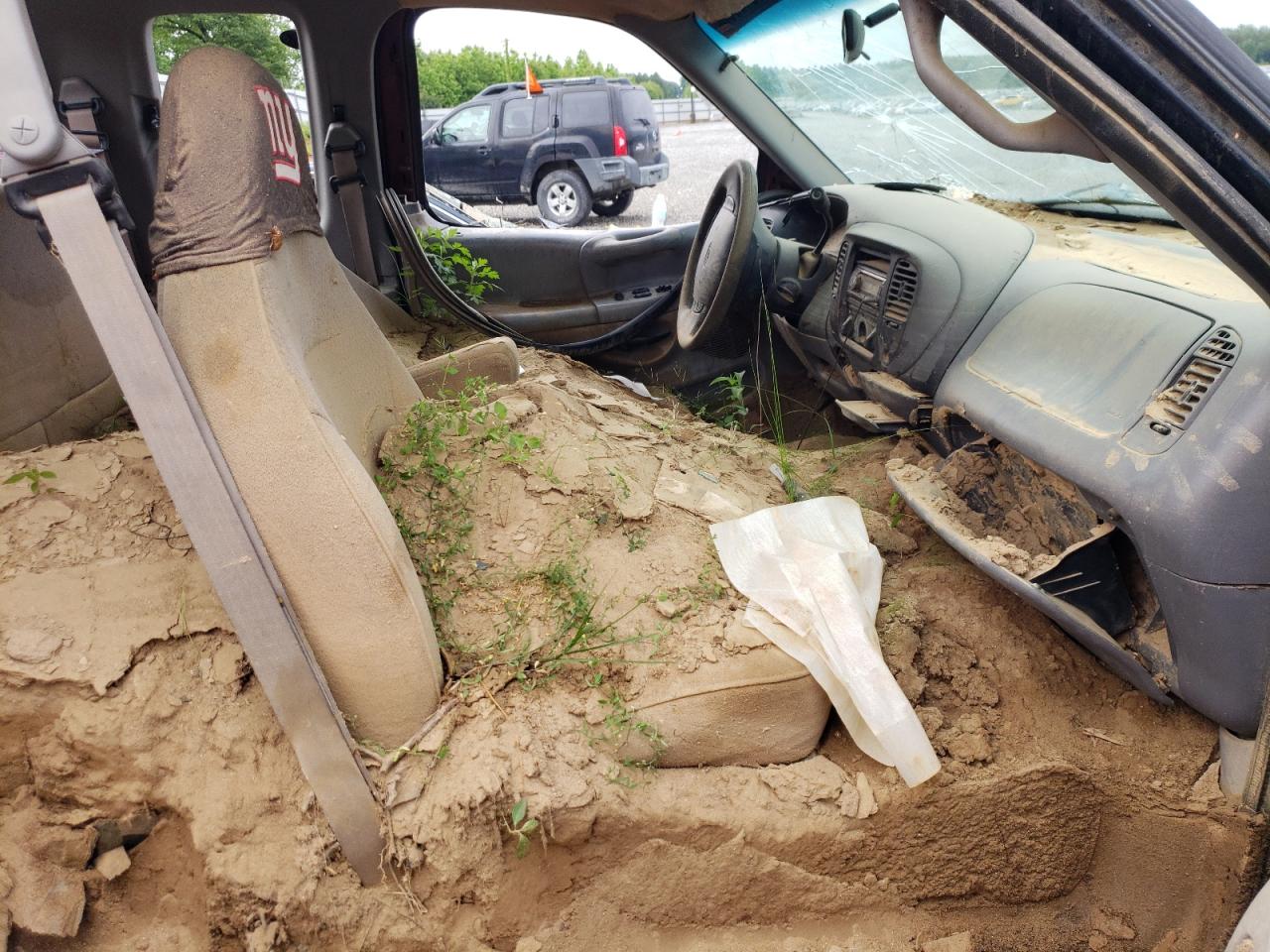 1998 Ford F150 VIN: 1FTZX1764WKB79871 Lot: 85369265