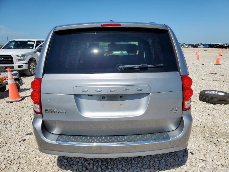  DODGE CARAVAN 2018 Серебристый