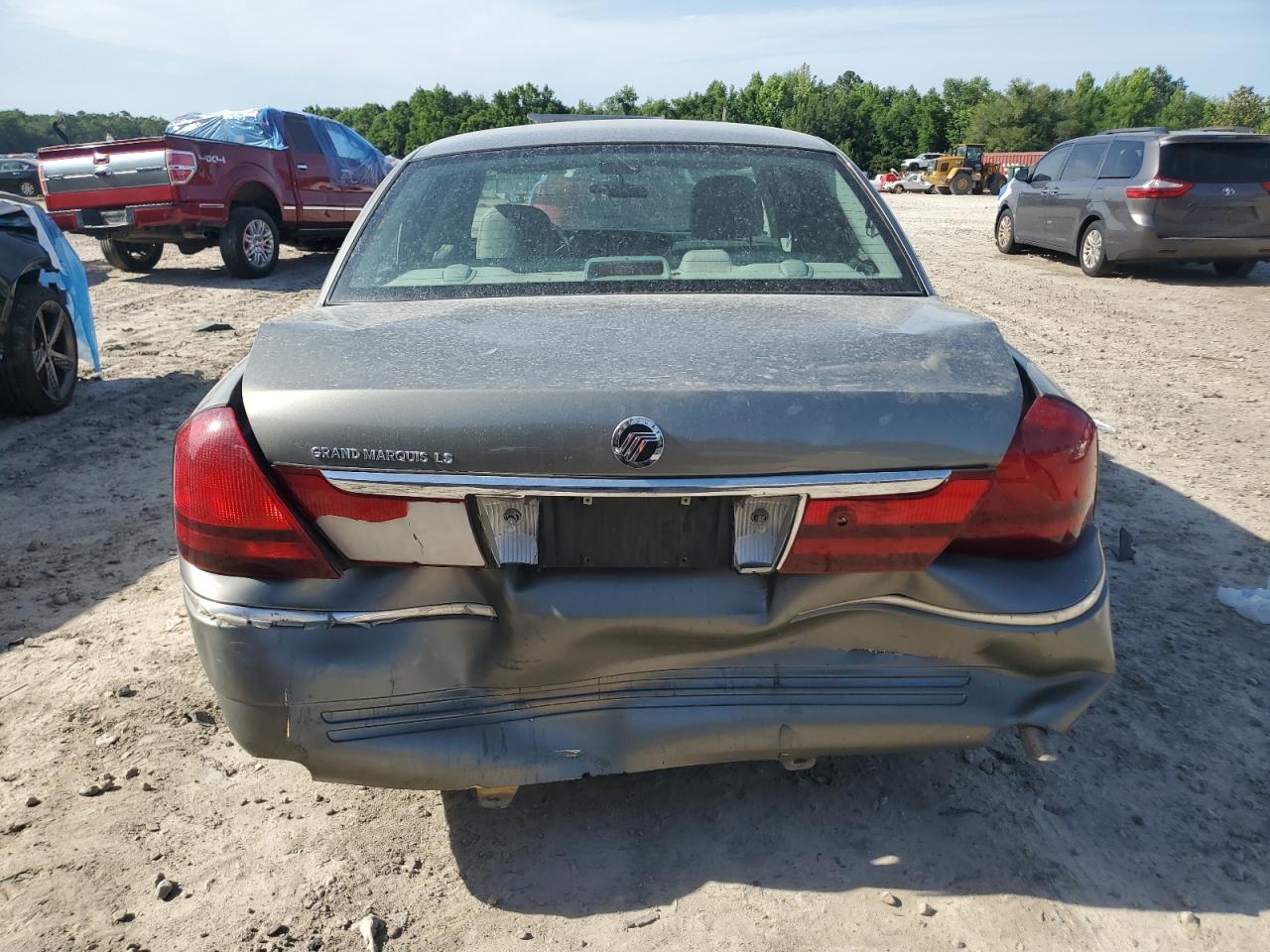 2004 Mercury Grand Marquis Ls VIN: 2MEFM75W34X688862 Lot: 56801635