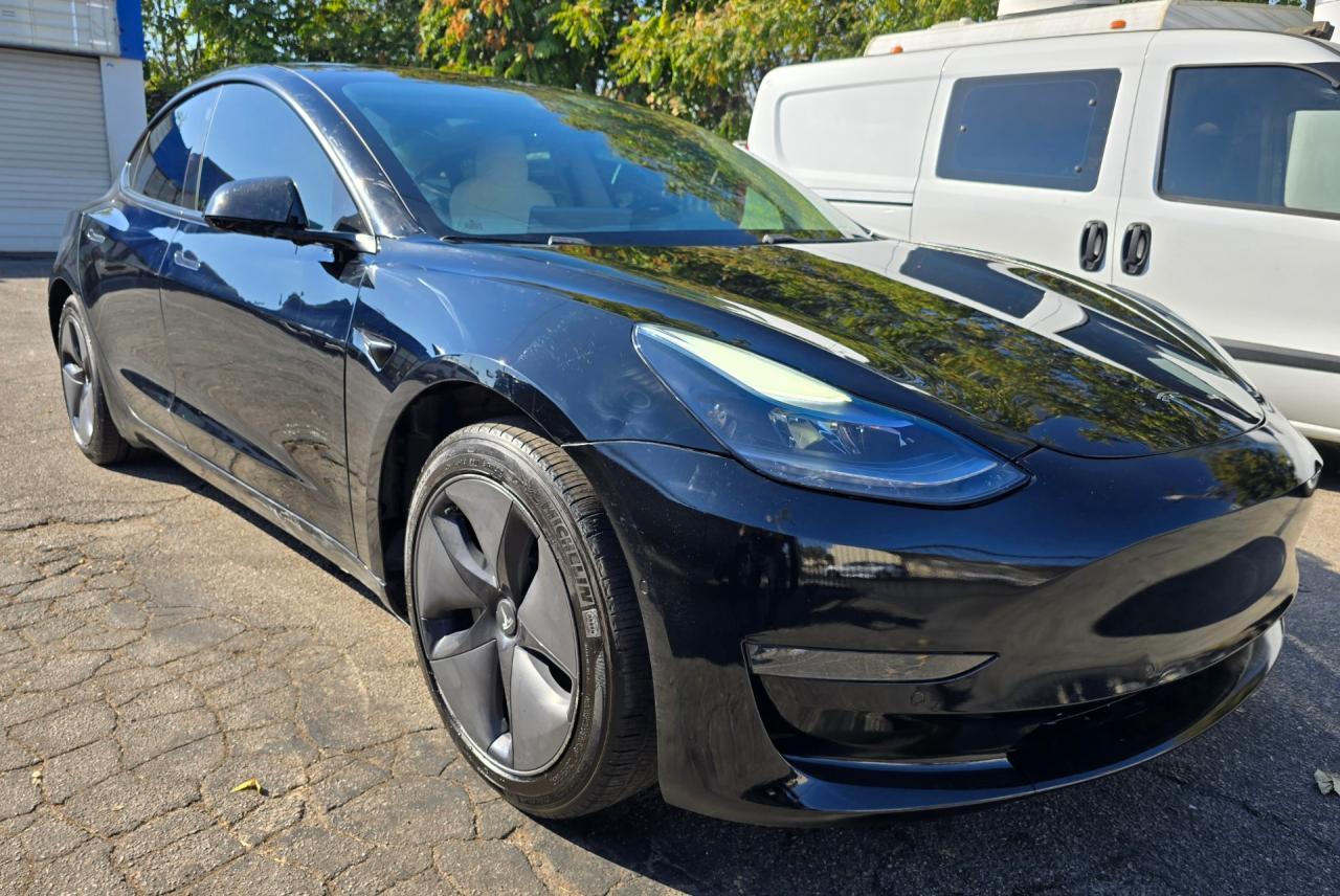 Van Nuys, CA에서 판매 중인 2021 Tesla Model 3 - Front End