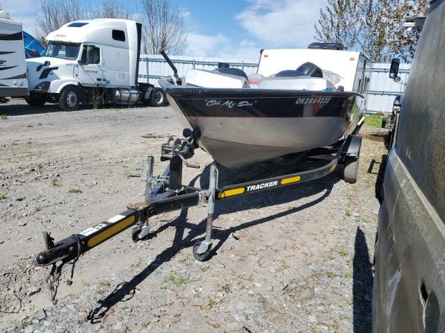 2011 TRACKER BOAT  