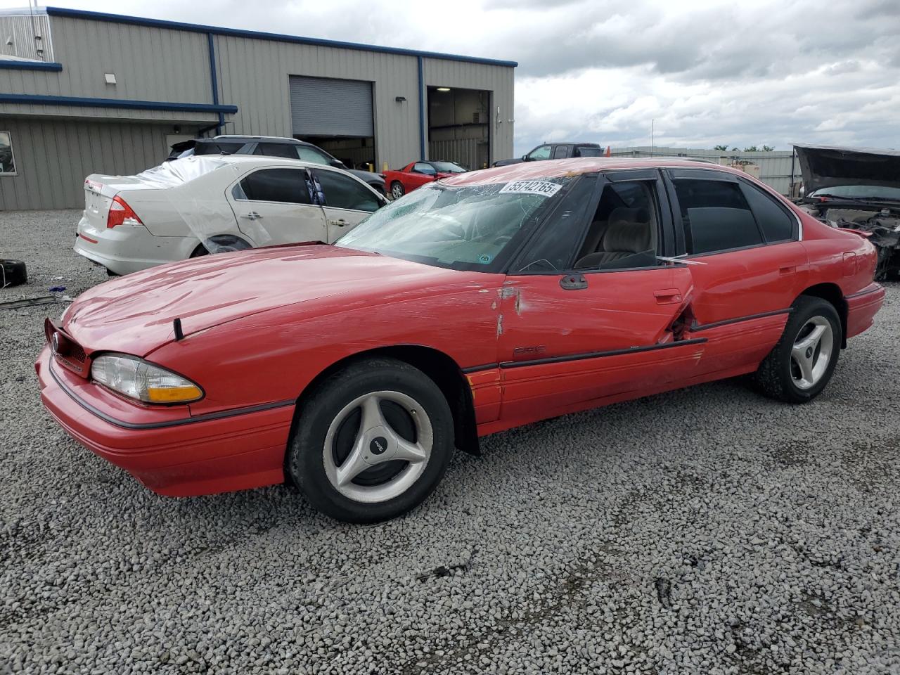 1994 Pontiac Bonneville Se на продаже в Earlington, KY - All Over