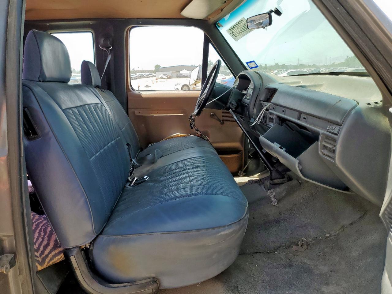 1992 Ford F150 VIN: 1FTEX15Y9NKA09698 Lot: 56595305