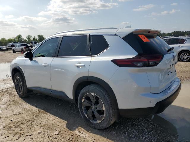  NISSAN ROGUE 2024 White