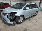 2015 Toyota Sienna Xle للبيع في Des Moines، IA - Front End