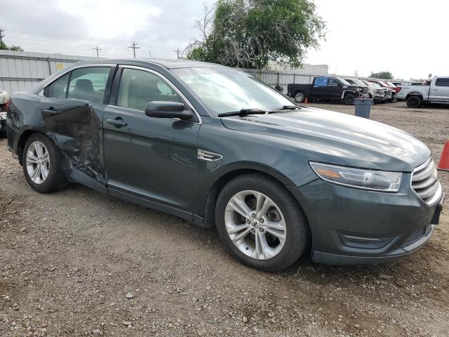 Седани FORD TAURUS 2016 Зелений