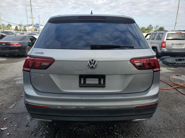  VOLKSWAGEN TIGUAN 2021 Srebrny
