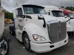 2017 Kenworth T680 Semi Truck იყიდება Cahokia Heights-ში, IL - Minor Dent/Scratches